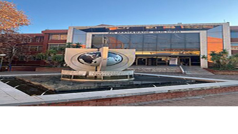 বিভিন্ন সংকটে শিক্ষার্থী–অভিভাবকদের অসন্তোষে সেন্ট্রাল ইউনিভ