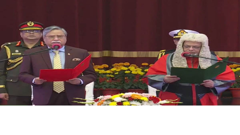 ২৬তম প্রধান বিচারপতি হিসেবে শপথ নিলেন জুবায়ের রহমান চৌধুরী