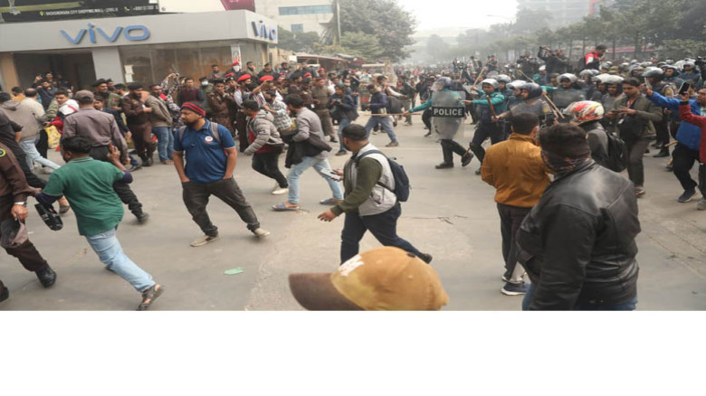 ঢাকায় মোবাইল ব্যবসায়ীদের কর্মসূচি ভাঙল পুলিশ...