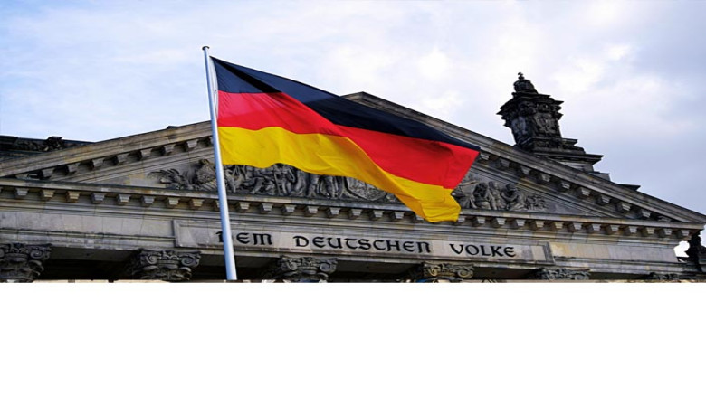 জার্মান চ্যান্সেলরকে অপহরণের ইঙ্গিত মেদভেদেভের, বার্লিনের কড়