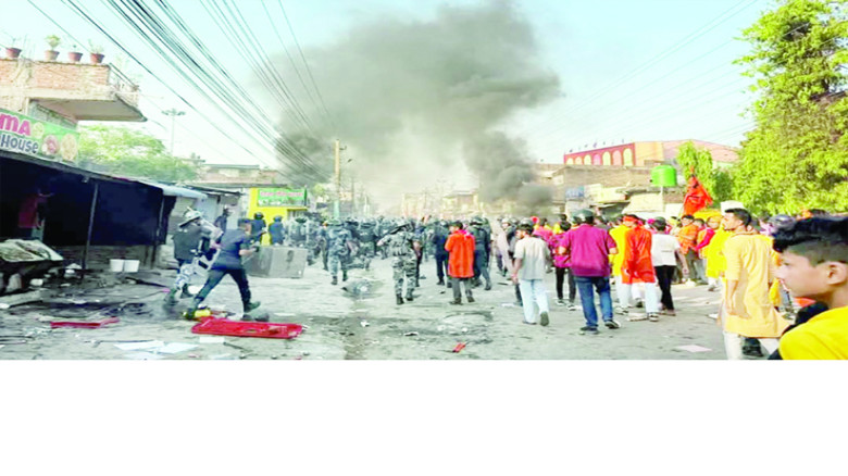 মসজিদ ভাঙাকে কেন্দ্র করে উত্তাল নেপাল, ভারত-নেপাল সীমান্ত বন