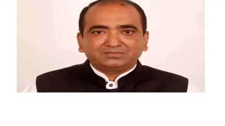 আলী আজম মুকুল দম্পতির ব্যাংক হিসাব জব্দের নির্দেশ আদালতের