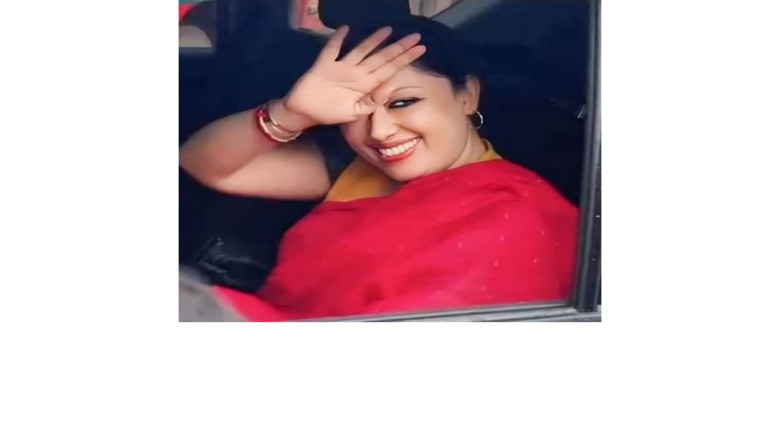 চাঁদাবাজি ও মামলাবাণিজ্যের বিরুদ্ধে ভোট চাইলেন ব্যারিস্টার র