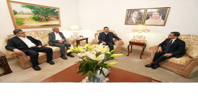 তারেক রহমানের সঙ্গে ভারতীয় হাইকমিশনারসহ তিন কূটনীতিকের বৈঠক