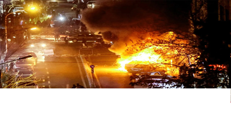 ইরানে যুদ্ধের দামামা, সরকারবিরোধী বিক্ষোভে নিহত অন্তত ২ হাজা