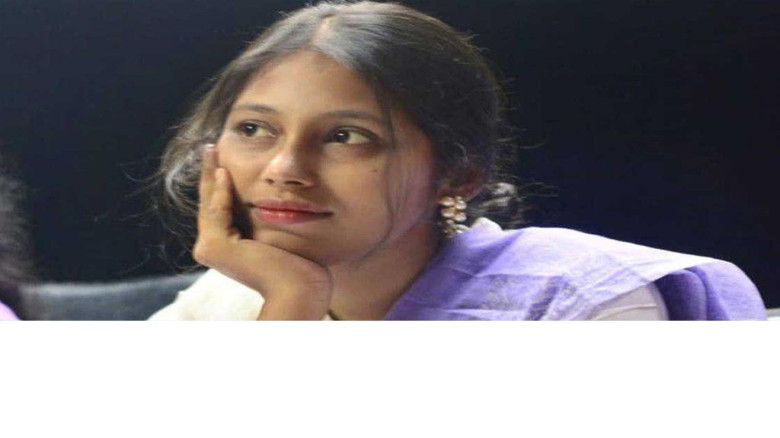 ‘কুয়াশার গান’ কনসার্টে সিগারেট বিতরণ নিয়ে প্রশ্ন, যা বললেন জুমা...