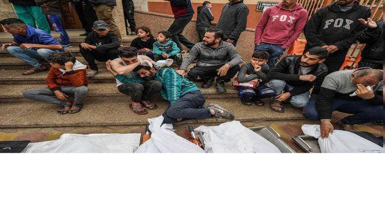 গাজা জুড়ে ইসরায়েলি আক্রমণ, প্রাণ হারালেন তিন সাংবাদিক