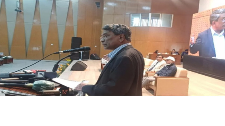 গণভোটে ‘হ্যাঁ’ মানেই নতুন বাংলাদেশের পথে যাত্রা: আলী রীয়াজ