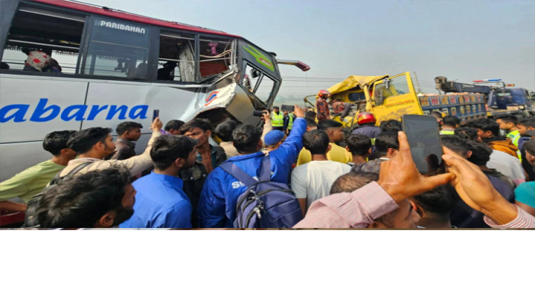 ভাঙ্গায় বাস-ট্রাকের মুখোমুখি সংঘর্ষে নিহত ২, আহত অন্তত ৩০