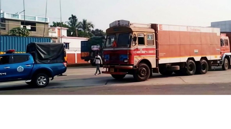 মধ্যপাড়া খনির জন্য দেশে এলো ১২৫ টন বিস্ফোরক...