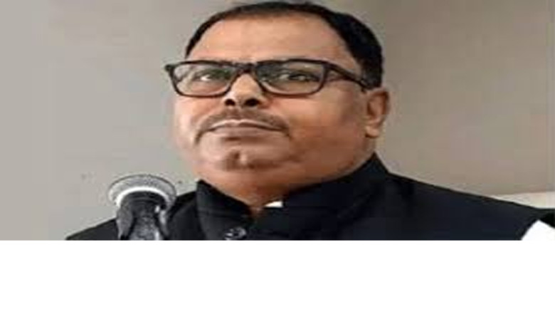 দুদকের আবেদনে জাকির হোসেনের পরিবারের বিদেশযাত্রা স্থগিত