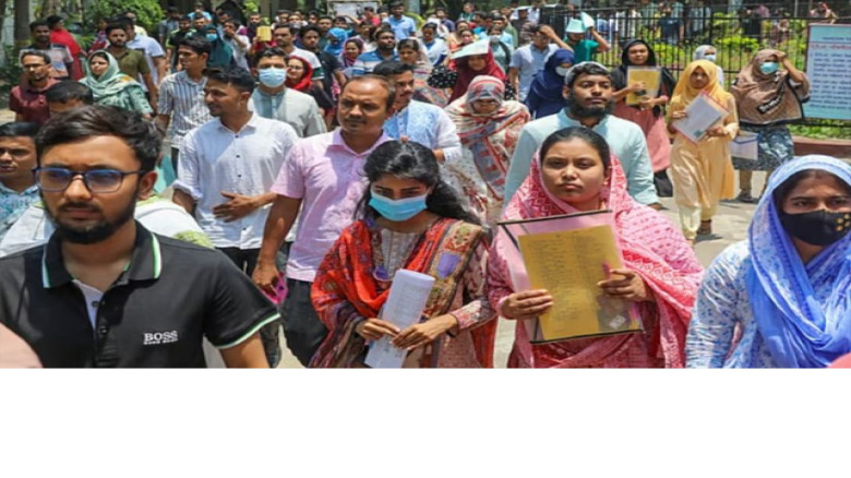 ২ লাখ ৯০ হাজার প্রার্থীর অংশগ্রহণে শেষ ৫০তম বিসিএস প্রিলি