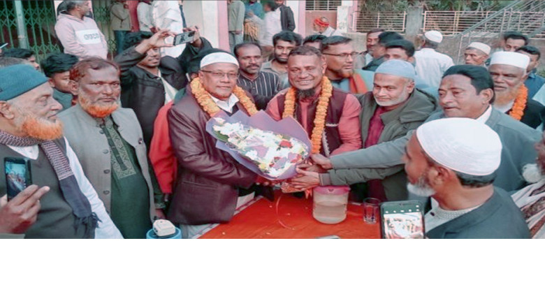 আওয়ামী লীগের অর্ধশতাধিক নেতাকর্মীর বিএনপিতে যোগদান