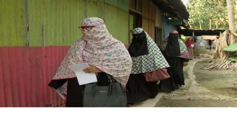 ধর্মের ভাষায় ভোটের ডাক, সামনে নারী কর্মীরা