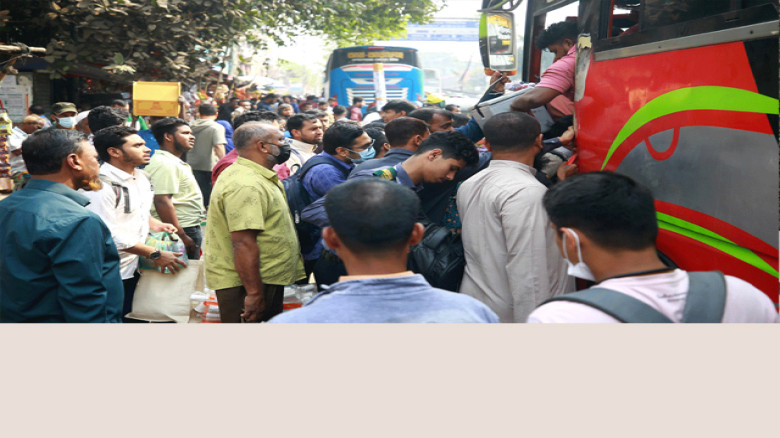 নির্বাচনী ছুটিতে ঘরমুখো মানুষের ঢল, পরিবহনে তীব্র চাপ
