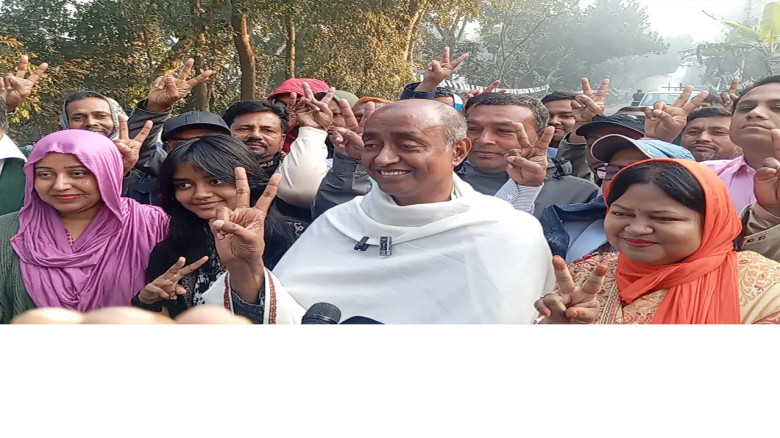 শৈলকুপা কেন্দ্রে শান্তিপূর্ণ ভোটে অংশ নিলেন বিএনপি প্রার্থী