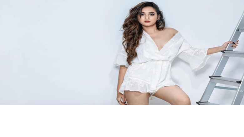 ছোটপর্দার অভিনেত্রী তানিয়া বৃষ্টির গানের যাত্রা