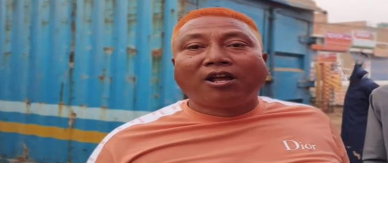 যাত্রীবাহী পরিবহন থামিয়ে চাঁদা, জনতার রোষে একজন মারধর