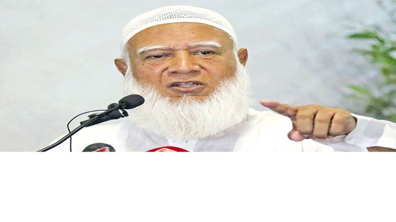 ফজরের পর ঝাড়ু হাতে নামলেন জামায়াতের আমির