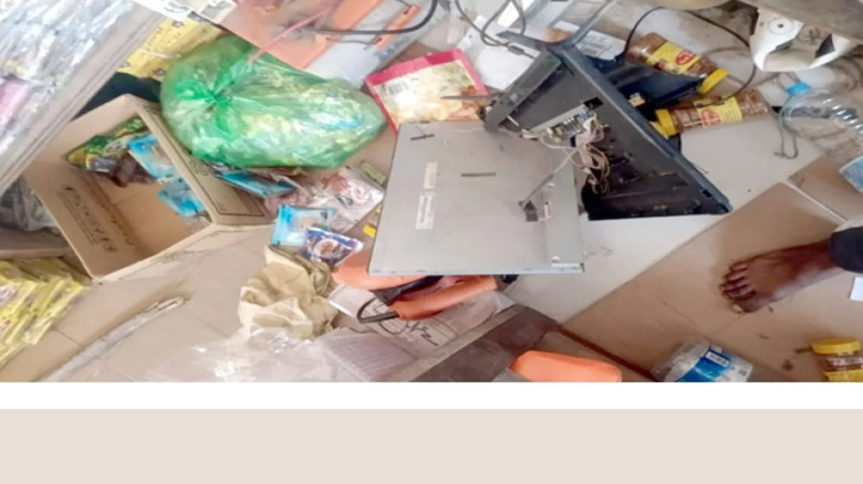 কুয়াকাটায় দোকানে হামলা-ভাঙচুর, ২২ হাজার টাকা ছিনতাইয়ের অভিযো