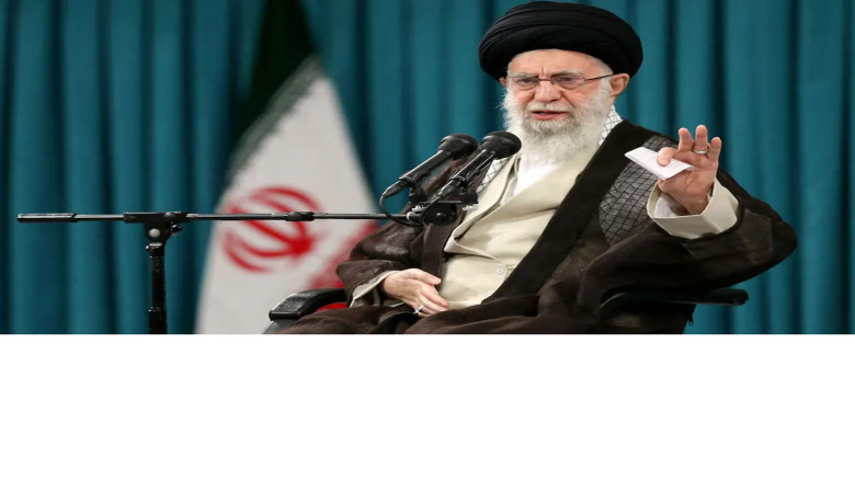 ৩৬ বছরের শাসনামলে সবচেয়ে বড় সংকটের মুখে খামেনি