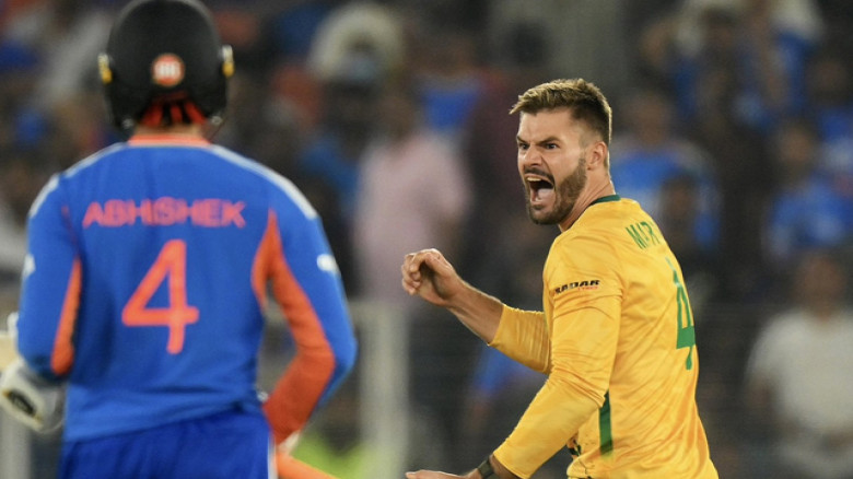 বিশ্বকাপে ভারতের ইতিহাসের বড় হার, প্রোটিয়াদের দাপট