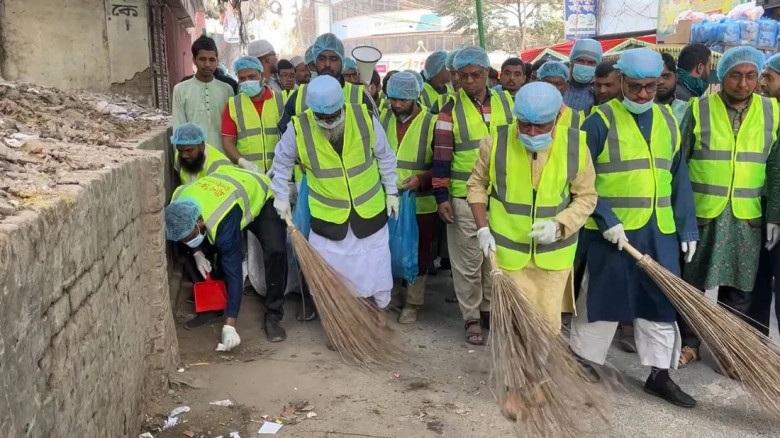 চাঁপাইনবাবগঞ্জে বছরব্যাপী পরিচ্ছন্নতা অভিযানের সূচনা