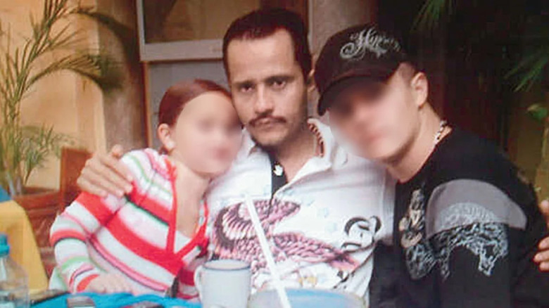 গার্লফ্রেন্ডের সূত্র ধরেই ধরা পড়েন ‘এল মেনচো’