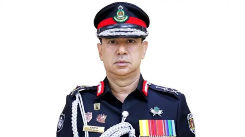 সাবেক র‍্যাব ডিজি হারুন ও স্ত্রীর ব্যাংক হিসাব জব্দের আদেশ