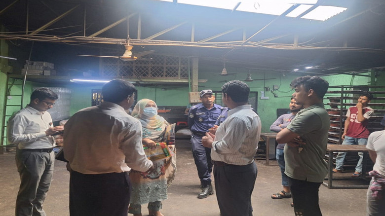 লাইসেন্স ছাড়া পণ্য তৈরি, মোবাইল কোর্টের জরিমানা