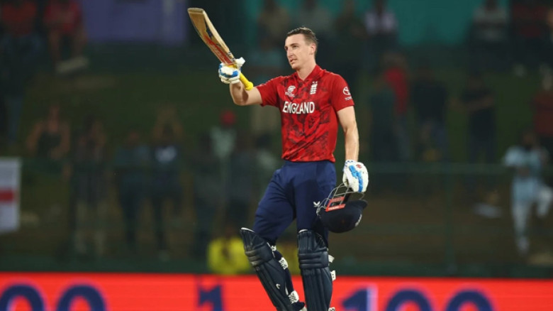 পাকিস্তানকে হারিয়ে সেমিফাইনালে ইংল্যান্ডের ইতিহাস