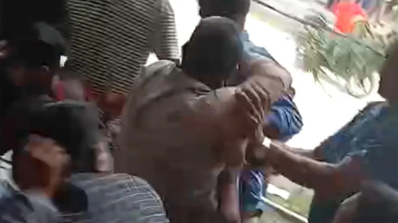 পাবনার চাটমোহরে জামায়াত নেতাদের ওপর হামলার অভিযোগ, হাট-বাজার