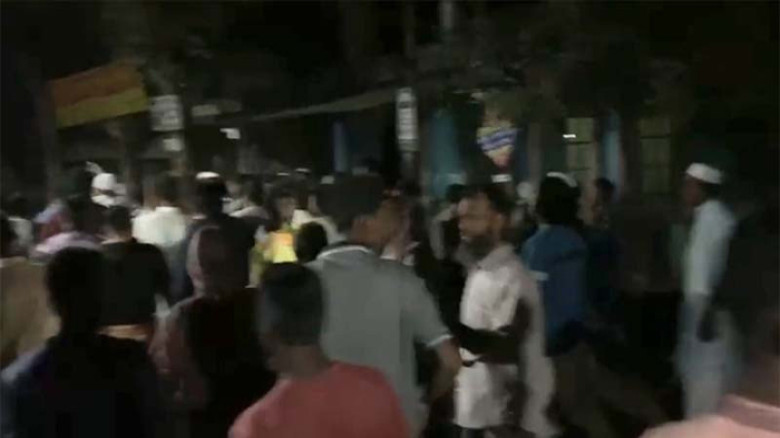 মাঝারদিয়ায় সরকারি জমি নিয়ে উত্তেজনা, রাতেই সংঘর্ষ