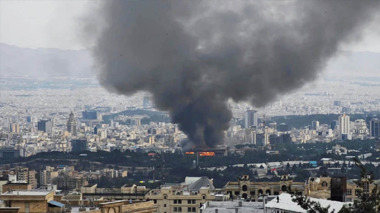 তেহরান ও অন্যান্য শহরে যুক্তরাষ্ট্র-ইসরায়েলের ক্ষেপণাস্ত্র হ