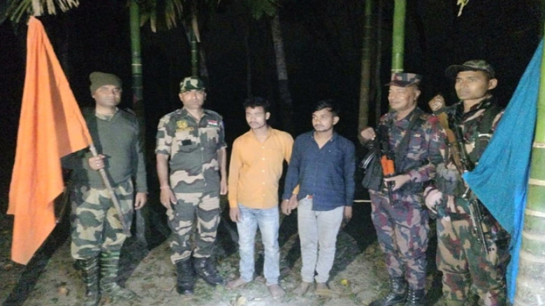 ফুলবাড়ী সীমান্তে আটকের ৭ ঘন্টার পর পতাকা বৈঠকের মাধ্যমে ভারত