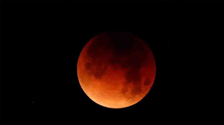 একমাত্র পূর্ণগ্রাস চন্দ্রগ্রহণ ২০২৬ সালে ৩ মার্চ 