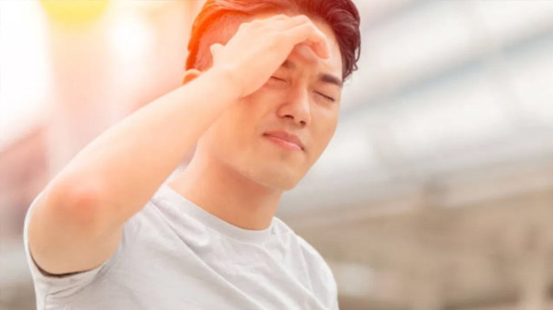 রোজায় মাইগ্রেন বাড়ছে? জেনে নিন করণীয়