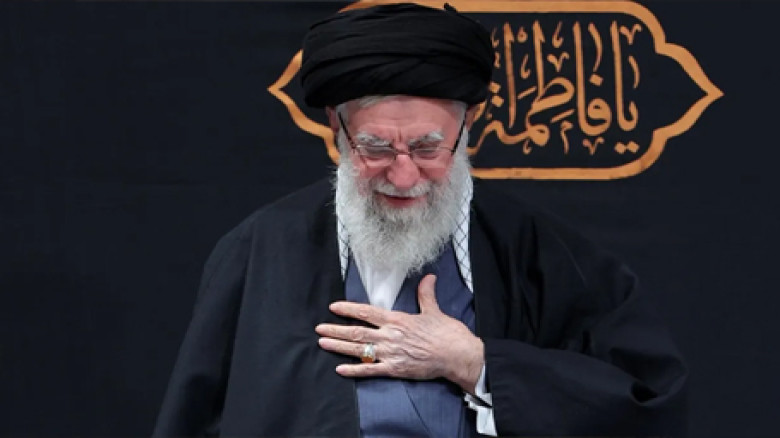 খামেনিকে মাশহাদে দাফনের প্রস্তুতির দাবি, আনুষ্ঠানিক ঘোষণা এখ