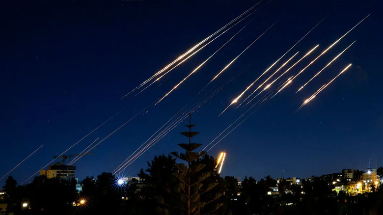 ইরানের ব্যালিস্টিক মিসাইলের মজুদ কি ফুরিয়ে আসছে?