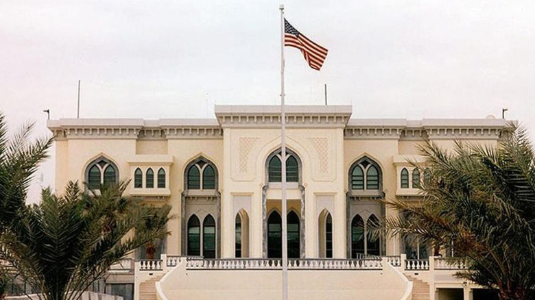 দোহায় মার্কিন দূতাবাস ঘিরে বাসিন্দা সরিয়ে নিচ্ছে কাতার