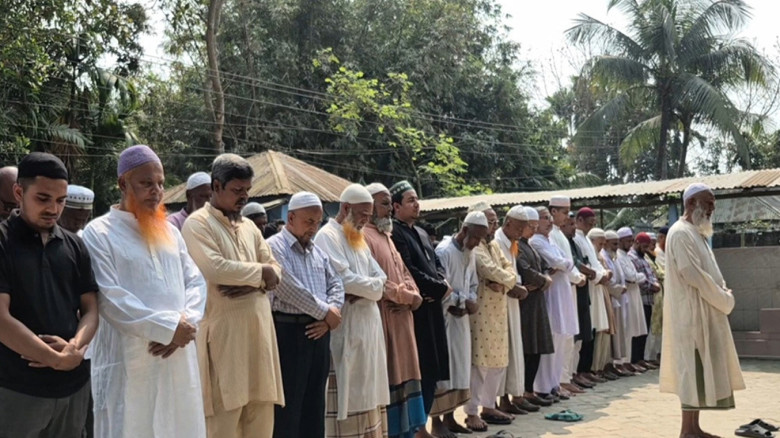 আমজনতার দলের মহাসচিব তারেক রহমানের বাবার প্রথম জানাজা সম্পন্