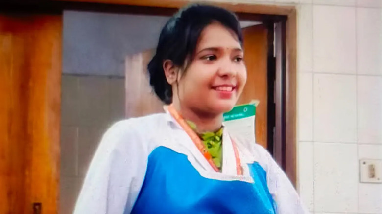 চানখাঁরপুলে ঢাকা মেডিকেলের নার্সের ঝুলন্ত মরদেহ উদ্ধার