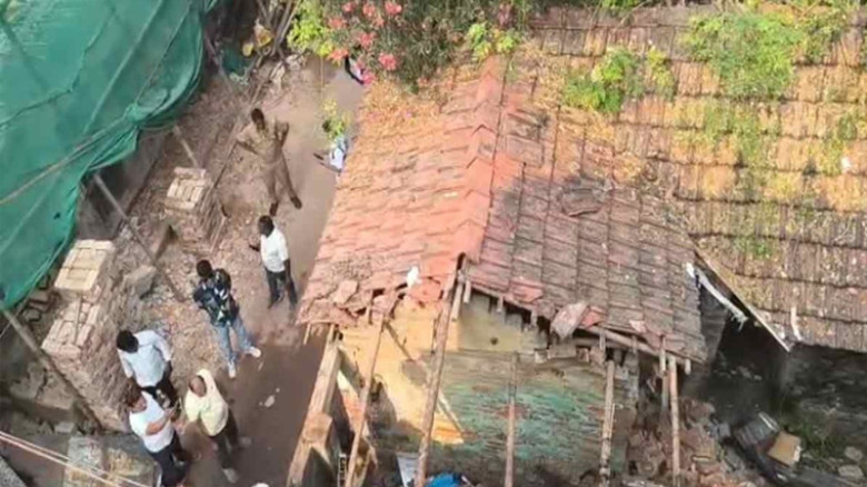 পাইকপাড়ায় বন্ধ ক্লাবঘরে ভোরে শক্তিশালী বিস্ফোরণ