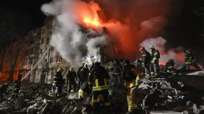 রাশিয়ার ড্রোন ও ক্ষেপণাস্ত্র আক্রমণে ইউক্রেনে ক্ষয়ক্ষতি ও হত