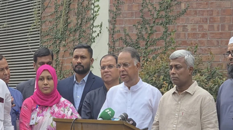 দেশের তেল মজুদ পর্যাপ্ত, ঘাটতির কোনো আশঙ্কা নেই: জ্বালানিমন্