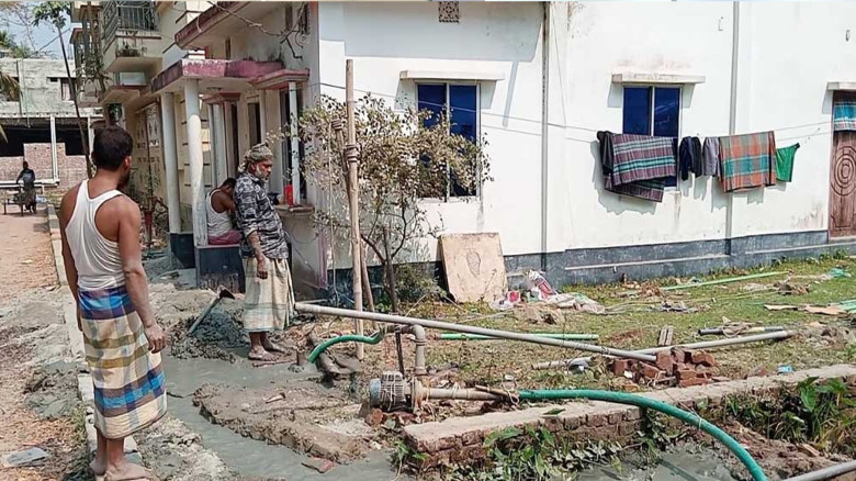 চরফ্যাশনে পানির তীব্র সংকট, টিউবওয়েল অকেজো