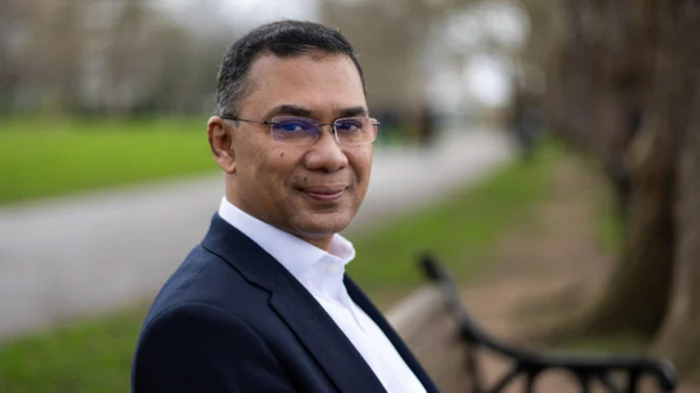 ‘চলেন যুদ্ধে যাই’—বাড়ি থেকে বের হয়ে বললেন প্রধানমন্ত্রী তারে