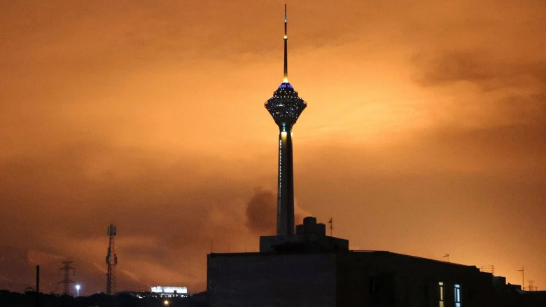 ইরানে উদ্ধারকর্মীদের লক্ষ্য করে দ্বিতীয়বার হামলার অভিযোগ