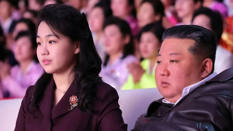 কিম জং উন: নারীরা শারীরিকভাবে দুর্বল হলেও দেশের বিপ্লবের মজব