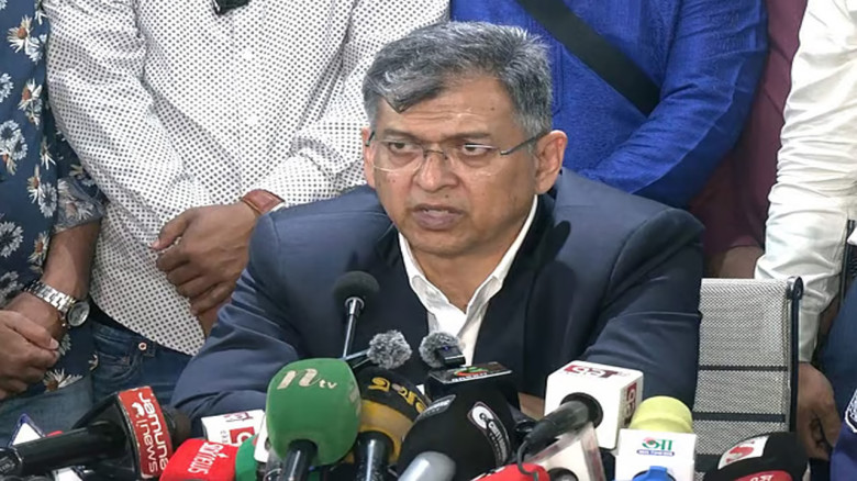 শহীদ ওসমান হাদি হত্যা: দুই আসামিকে দেশে ফিরিয়ে আনতে কাজ চলছে